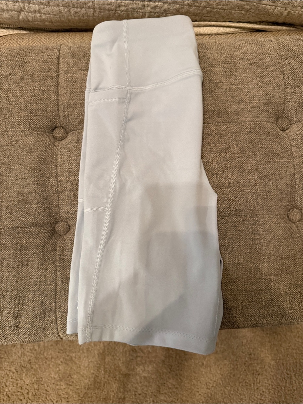 Under Armour Women's White High-Rise Bike Shorts - Picture 3 of 4